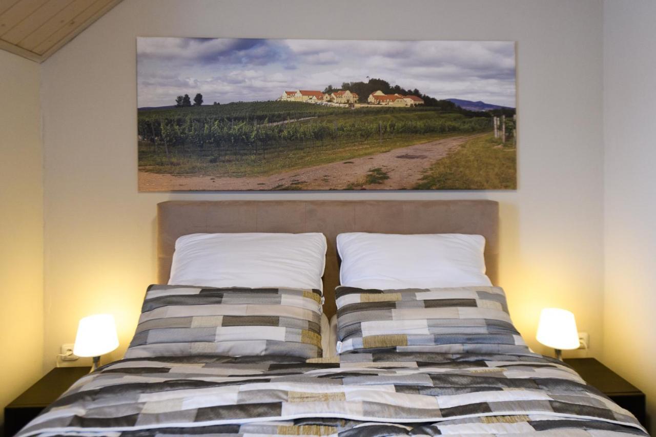Vinarstvi U Kaplicky Hotell Zaječí Eksteriør bilde