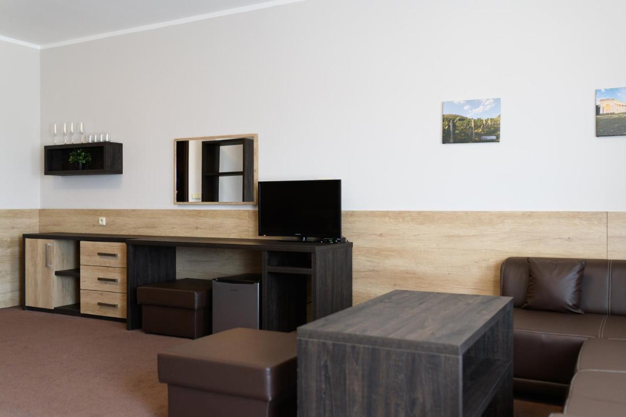 Vinarstvi U Kaplicky Hotell Zaječí Eksteriør bilde